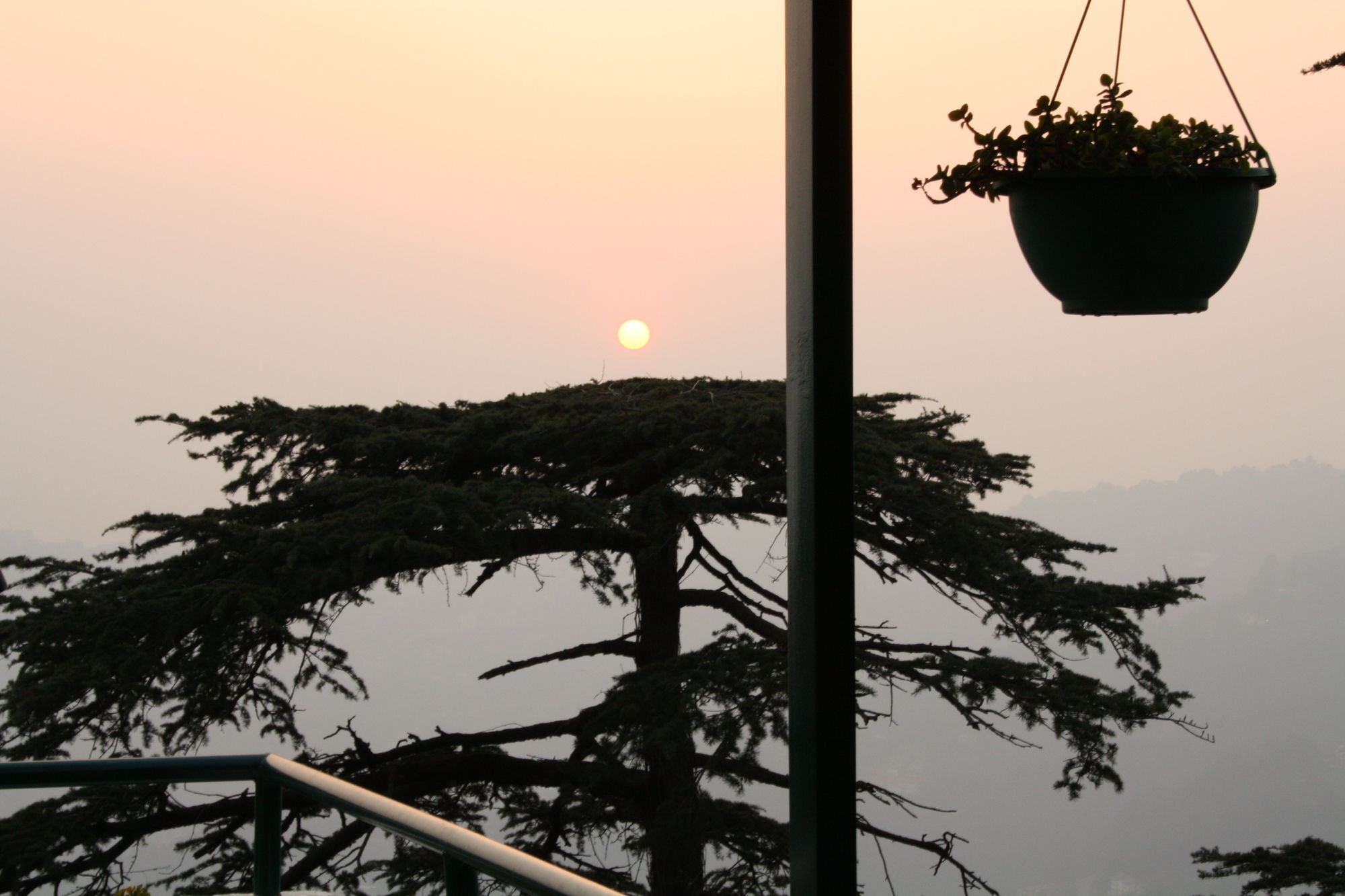Honeymoon Inn Mussoorie Εξωτερικό φωτογραφία