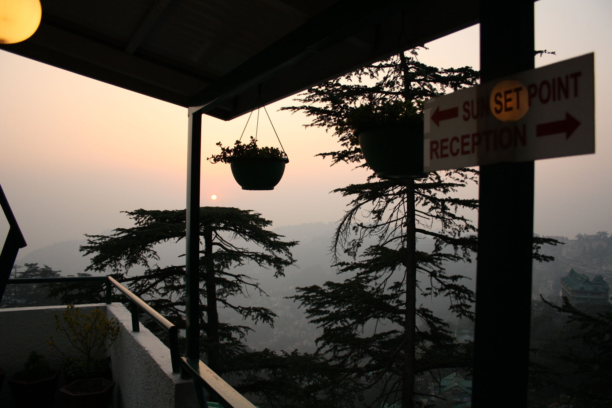 Honeymoon Inn Mussoorie Εξωτερικό φωτογραφία